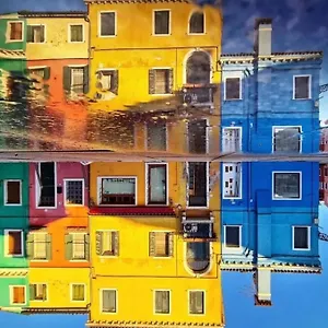 ca-comare.hotelinveneto.com/